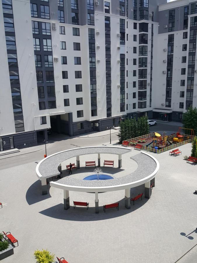 Новые Апартаменты Lux Chisinau Ngoại thất bức ảnh
